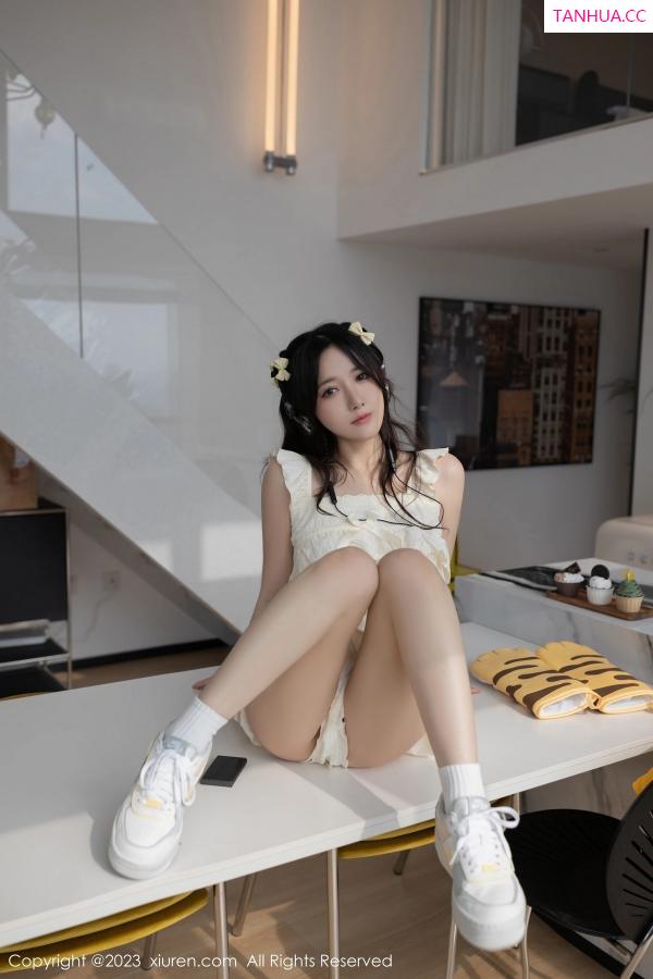 鱼子酱fish  [XiuRen]高清写真图 2023.04.21 No.6615 鱼子酱Fish 清爽美腿第5张图片